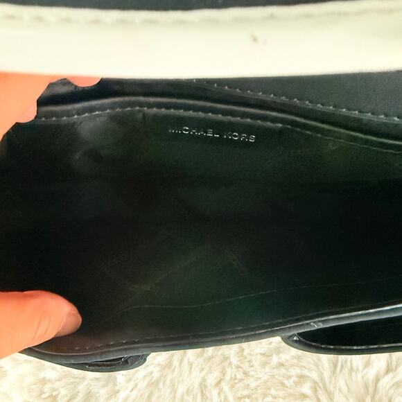 Michael Kors Colby Medium Two-Tone Neoprene Shoulder Bag Celeb Instagram - Picture 10 of 11